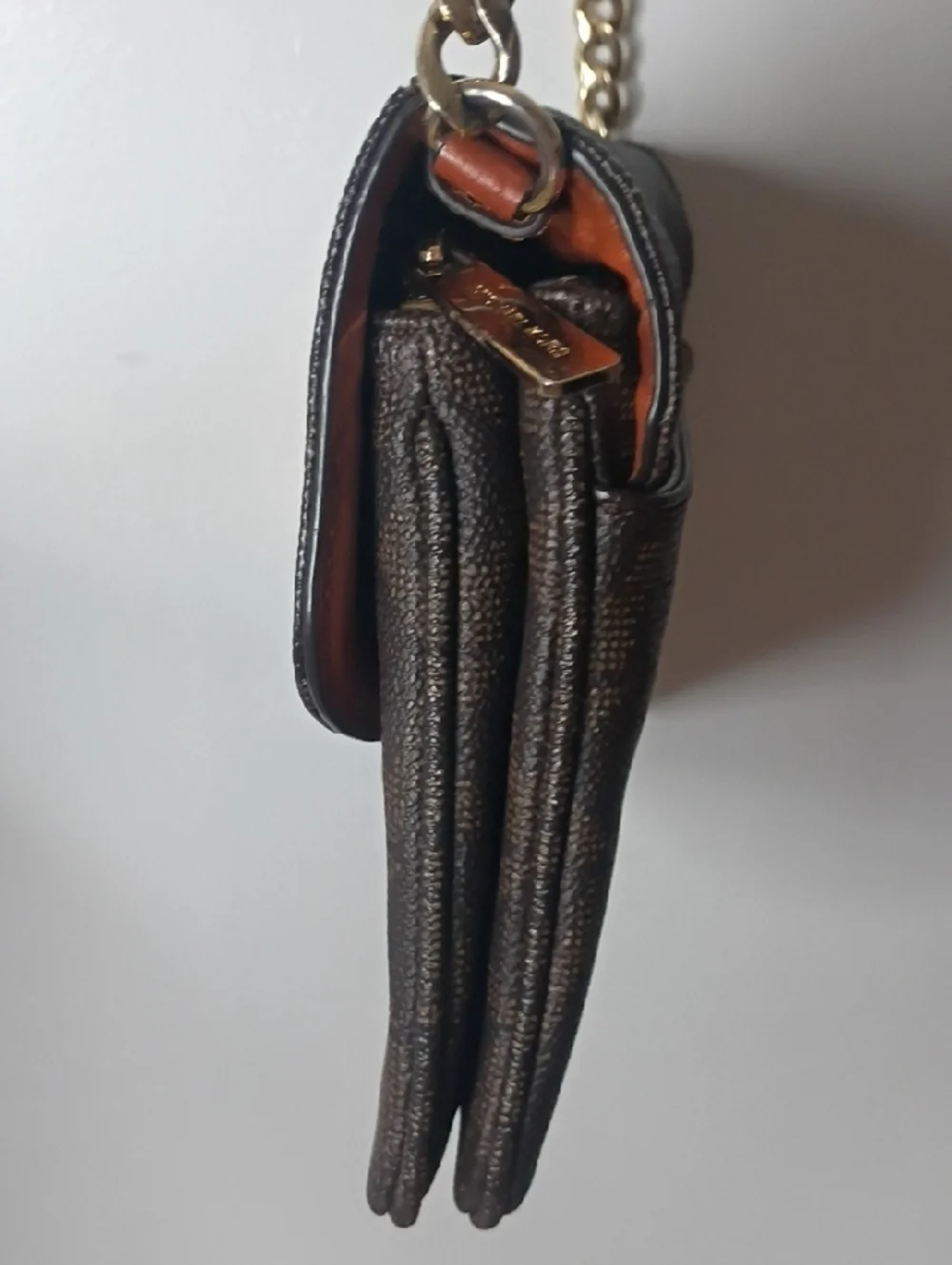 Michael Kors Fulton Flap Gusset Crossbody Ba